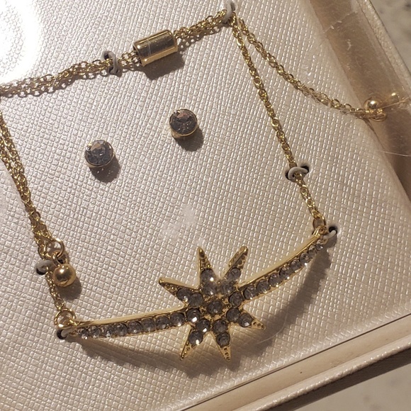 NIB Vince Camuto Gold Starburst Bracelet & Earring - Picture 4 of 4